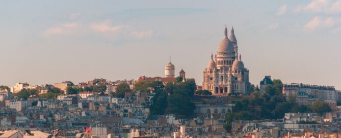 sacre coeur france landmark for french trips