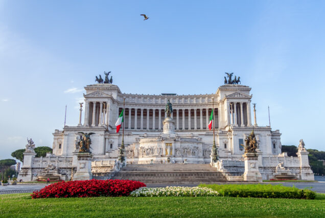Classics & History Trip to Rome and Bay of Naples