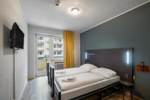 AO-Hauptbahnhof-munich-bedroom-1-300x200-3.jpg