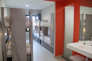 Barcelona-Sport-Hostel-room-2-300x200-3.jpg