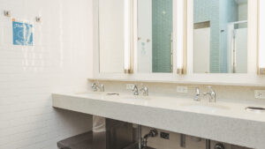 HI-New-York-City-bathroom-300x169-3.jpg