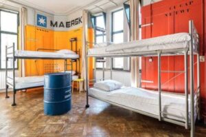 Hostel-ROOM-Rotterdam-bedroom-300x199-2.jpg