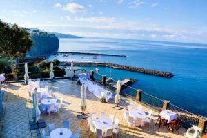 Hotel-Ripetta-Outdoor-dining-image-300x200-2.jpeg