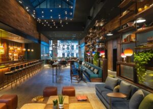 MOXY-Hotel-NYC-Seats-and-lounge-300x213-2.jpg
