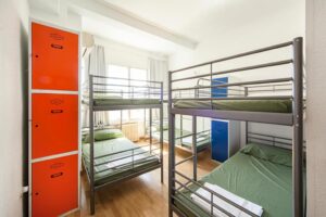 Motion-Hostel-rooms-4-300x200-2.jpg