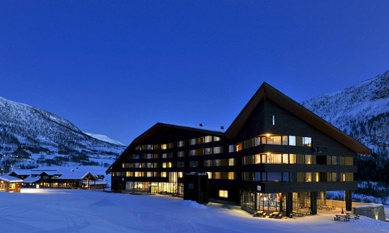 Myrkdalen-Hotel-out-side-photo.jpg