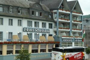 l_hotel-gasthaus-rheinlust-300x200-2.jpg