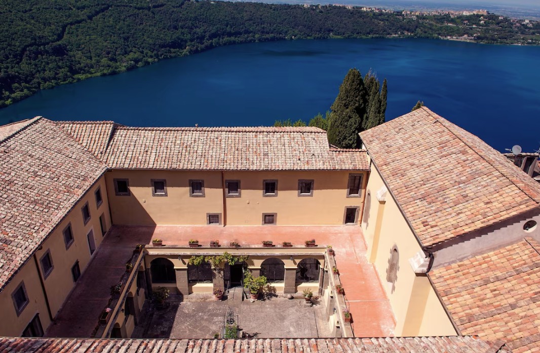 Villa Outside - Villa Palazzola