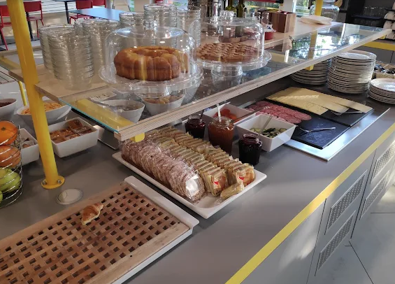 MEININGER Milano Garibaldi - Dinning buffet